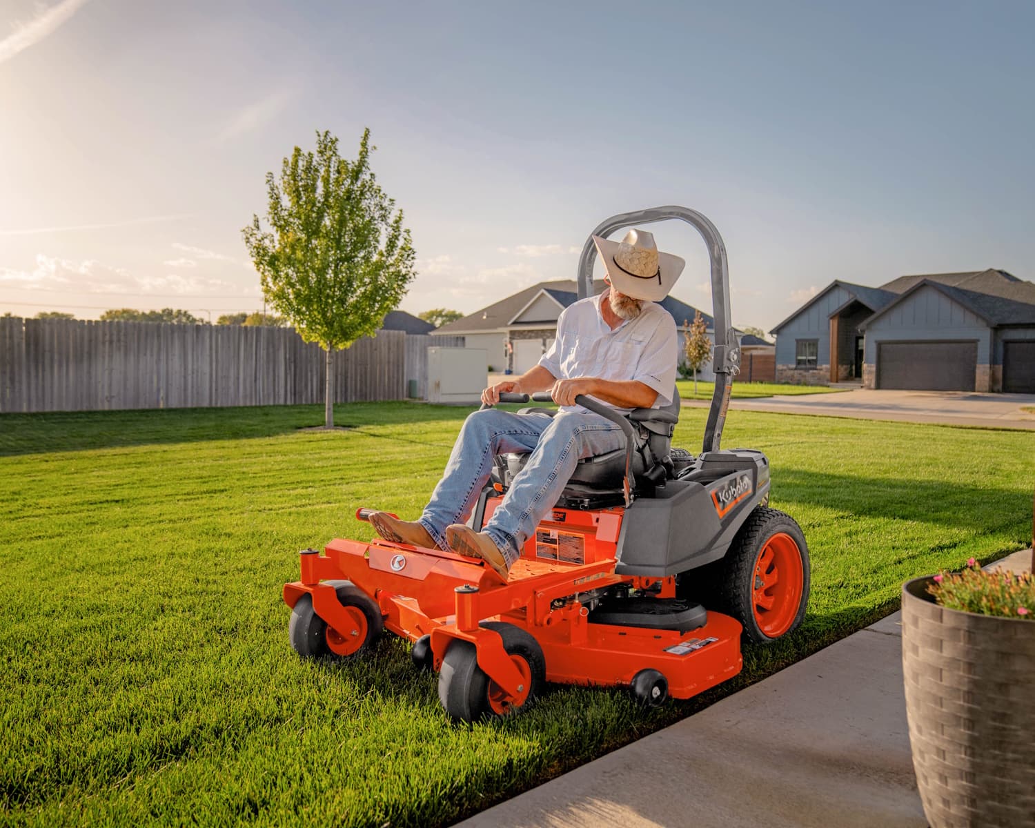 Z242 & Z252 MOWERS