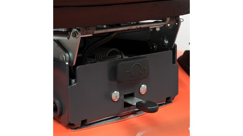 Suspension Seat (T2290 Only)