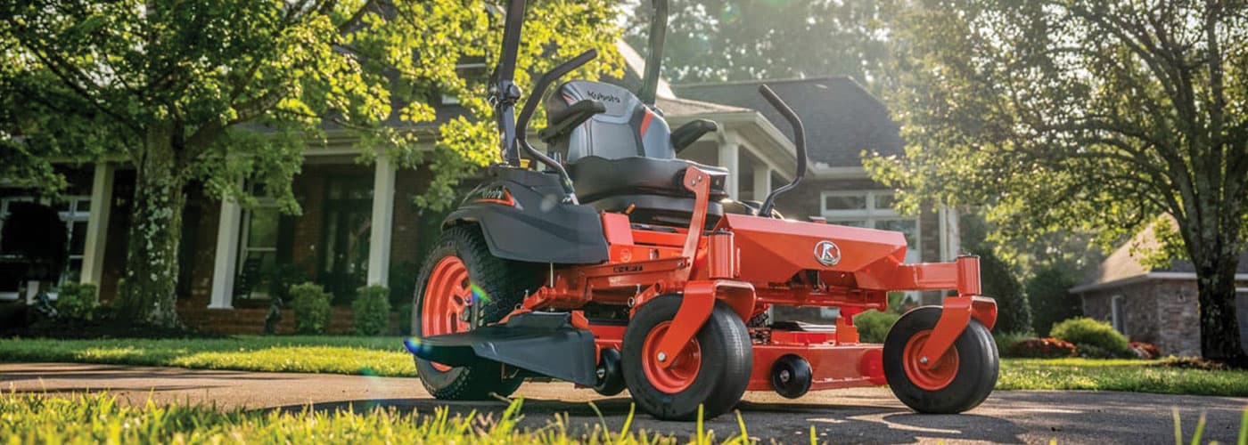 Kubota Adds Two New EFI Models to its Z400 Series