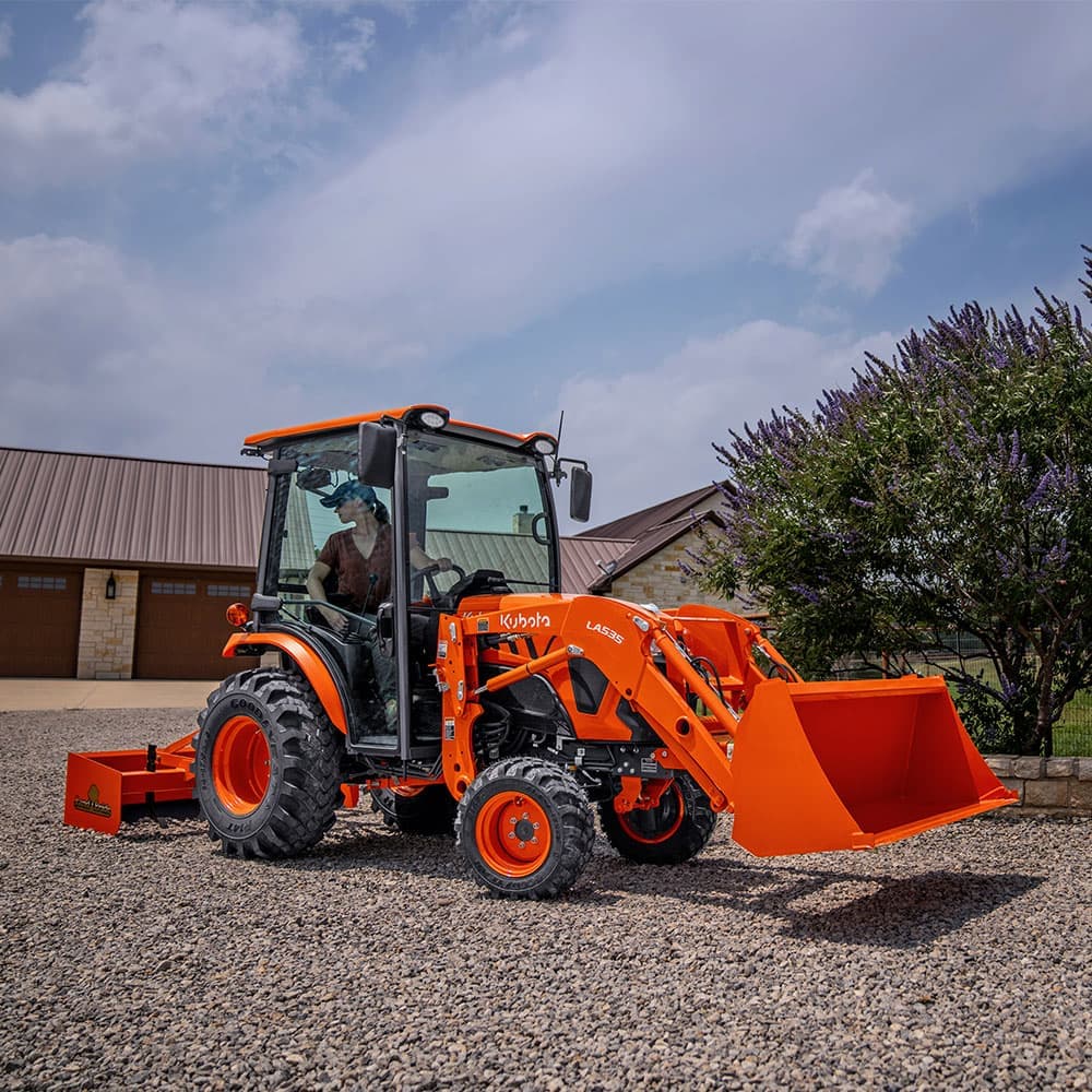 lx2620-tractor.jpg