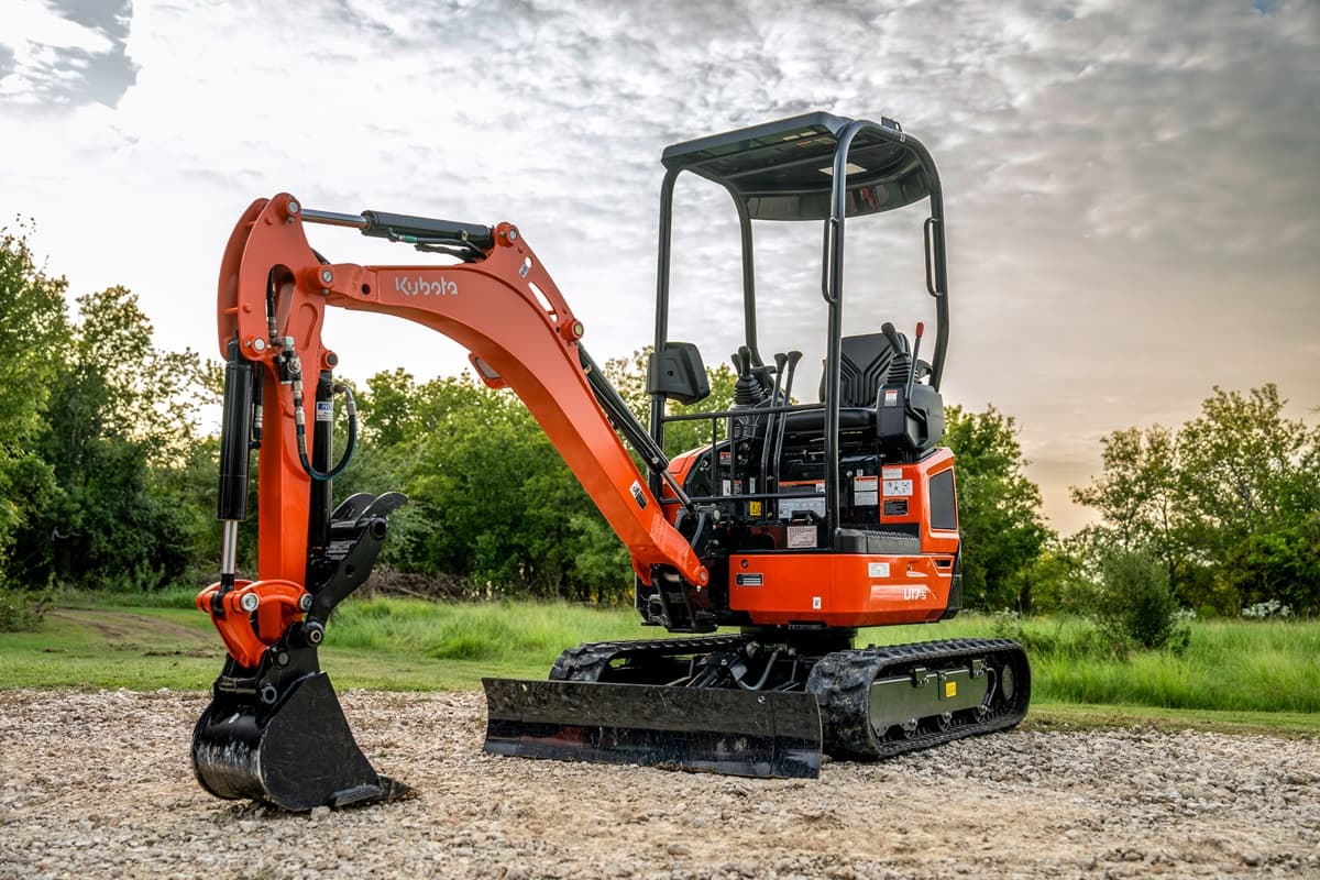 Kubota Introduces Next Generation Zero-Tail Swing Compact Excavator to Its Lineup: Meet the U17-5