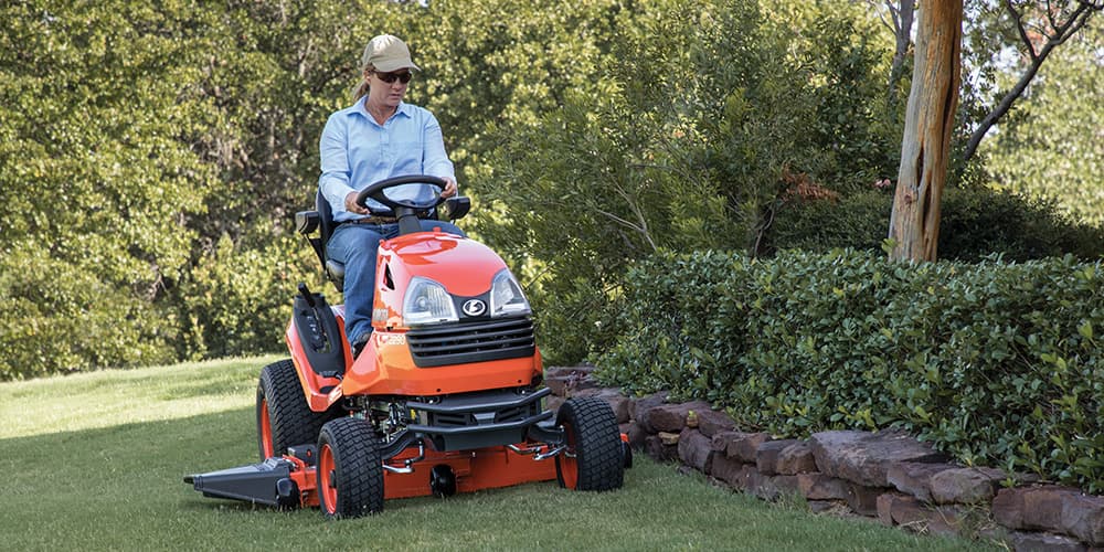 2023.04-Res-Turf-lawn-tractor.jpg