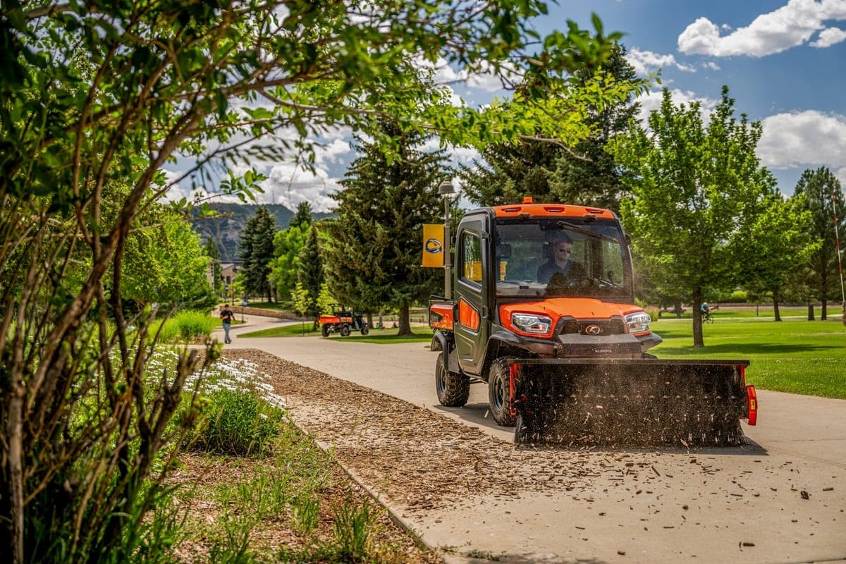 Kubota Introduces Two New Utility Vehicles: RTV-X CAB and RTV-X CREW