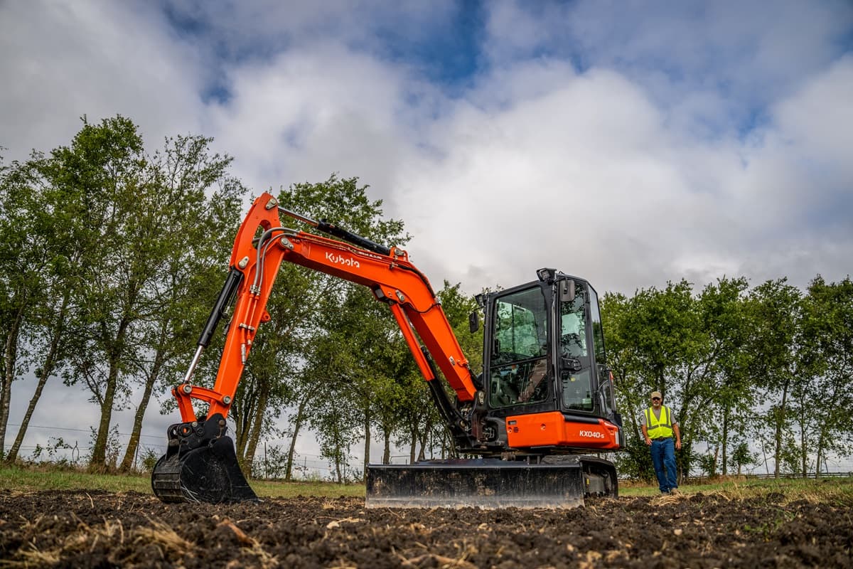Kubota Updates Compact Excavator Lineup with Next-Generation KX040-5