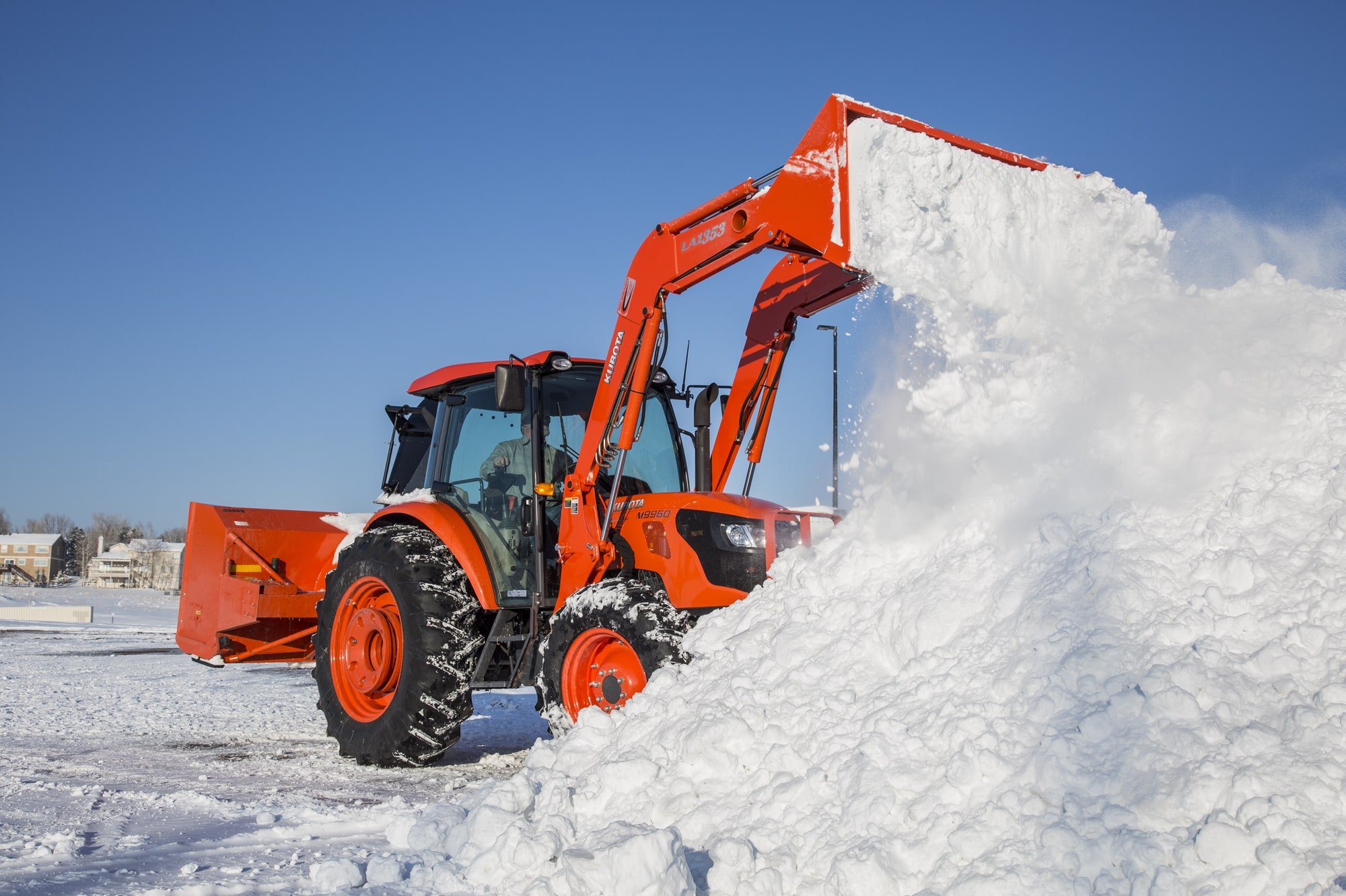 0215_M9960T4_Cab_LoaderSnow_9987