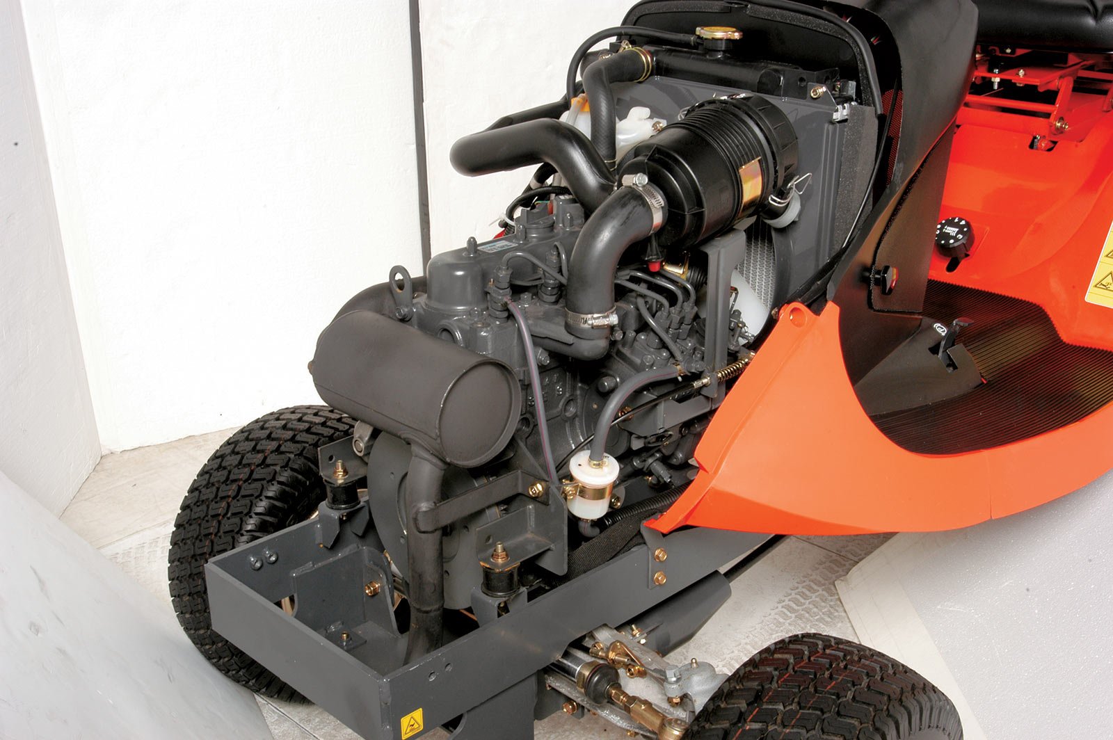 c8-mower-engine