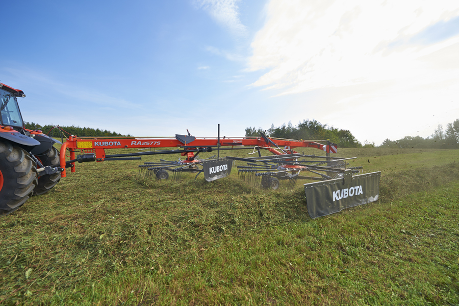 Exceptional-Raking-Performa