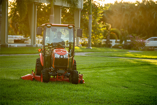 Mowers - Zero-Turn Mowers - Z422KWNC-54 | Kubota