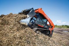 SVL952s_BucketMulch1