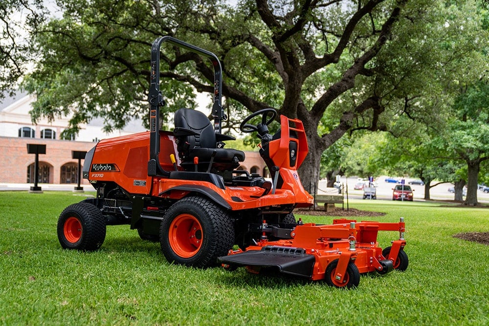 Creel Tractor Company Kubota Showroom