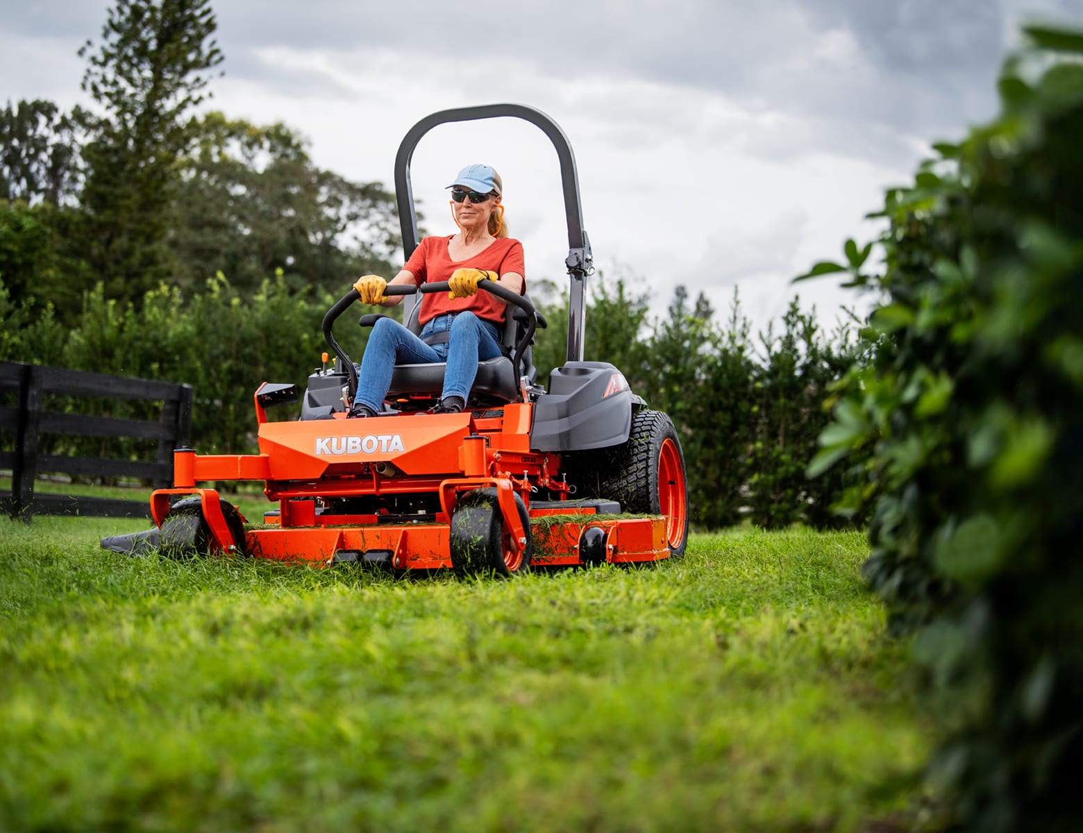 Mowers Zero Turn Mowers Z400 Series Kubota