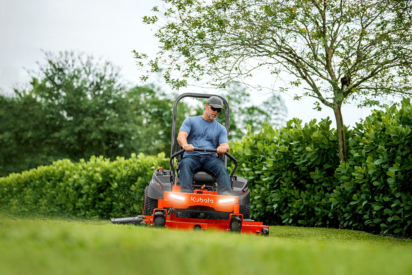 Burke Equipment Company Kubota Showroom Zero Turn Mowers Z231br 48