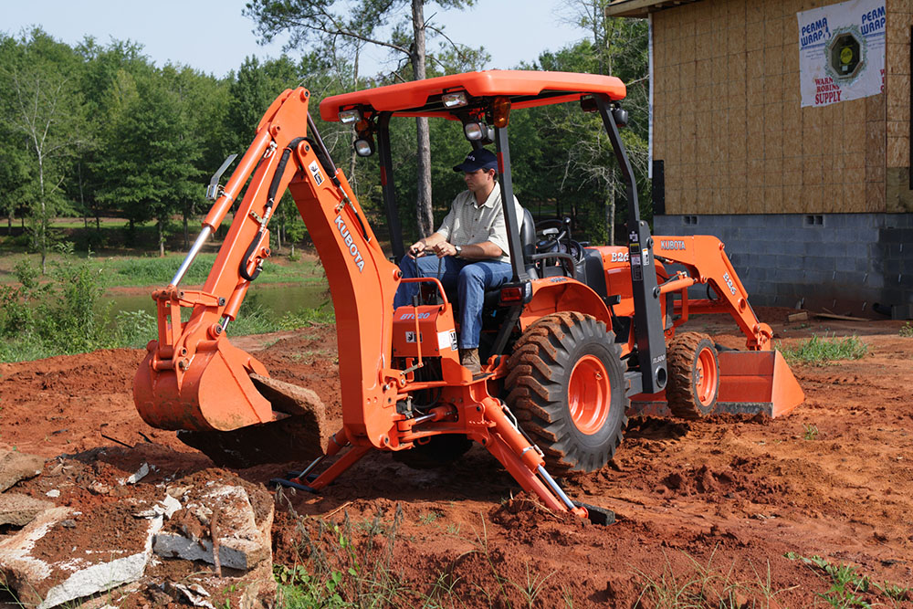 Southern Equipment Co Kubota Showroom Tractor Loader Backhoe B26