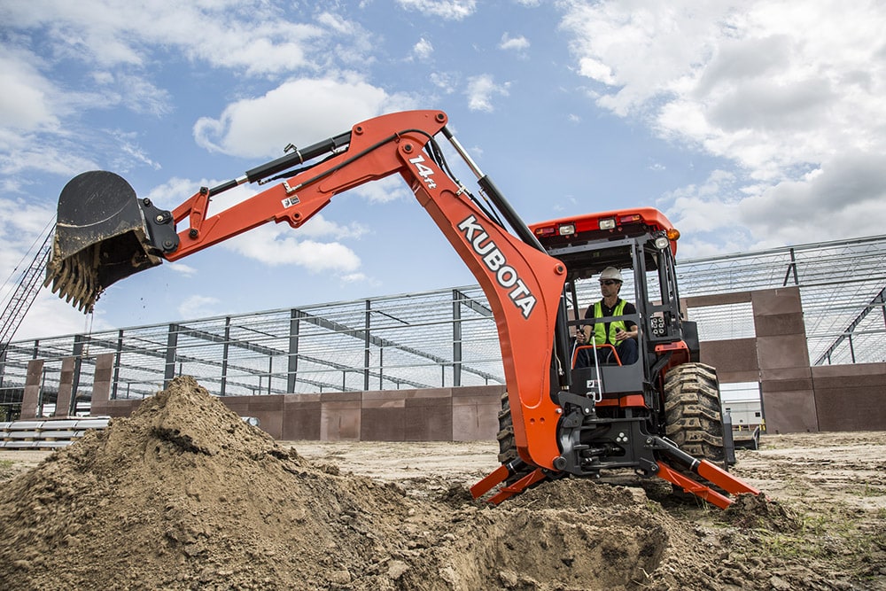 0815_M62_TLB_BackHoe_2855