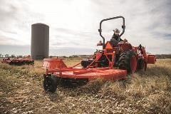 L3560-Mowing1_L