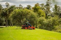 Z700_Z724X_Mower_SideDischarge_SideAngle_838