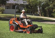 ZD1511-MaleMowing_L