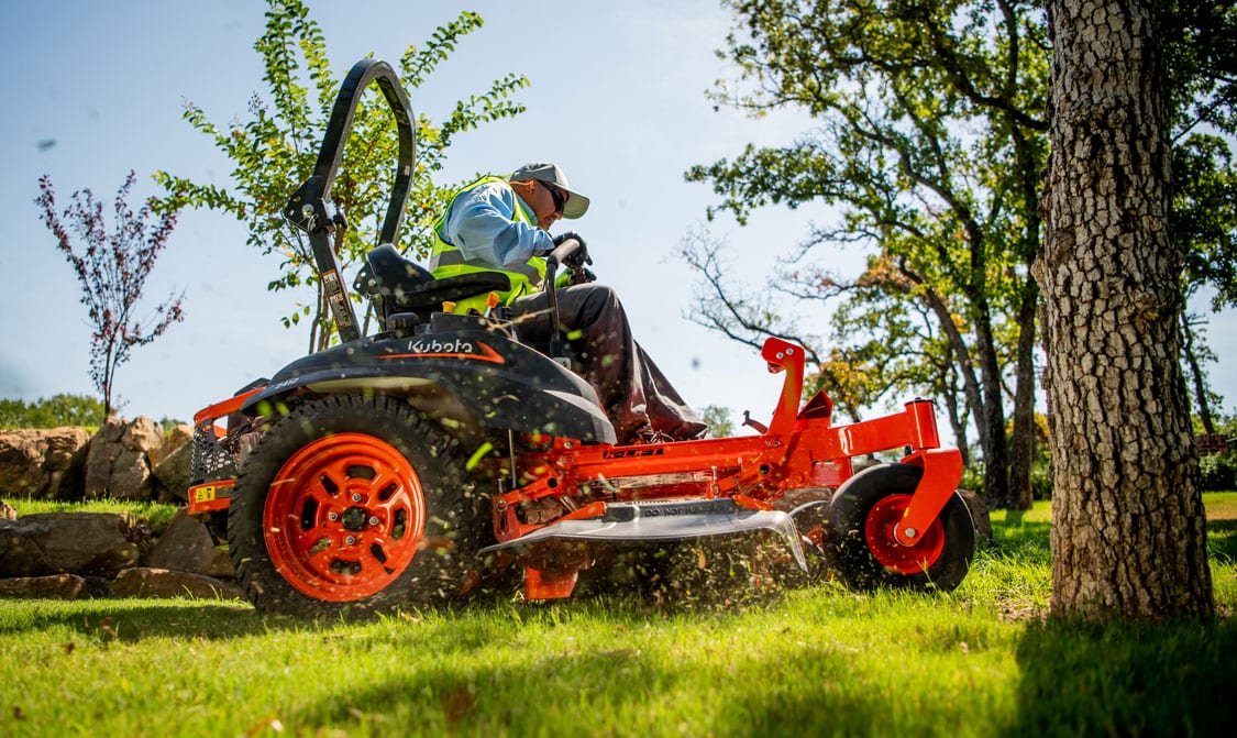 Creel Tractor Company, Kubota Showroom, Zero-Turn Mowers